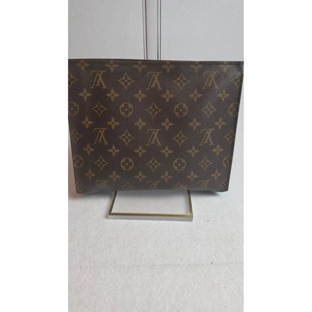 Louis Vuitton Toiletry Pouch 26 Monogram Canvas Clutch Bag M47542 2014 France